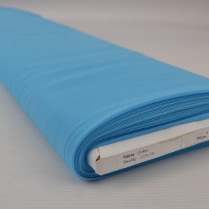 Chiffon stof aqua blauw op rol