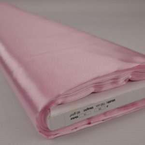 Baby roze satijn stof op rol