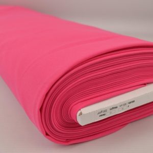 Roze brandvertragende stof 300cm breed op rol